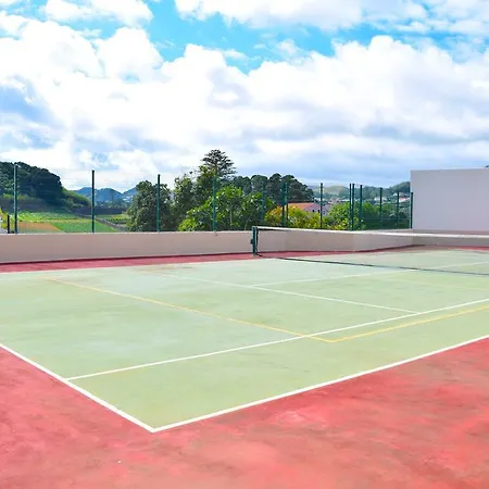 Front House 公寓 *