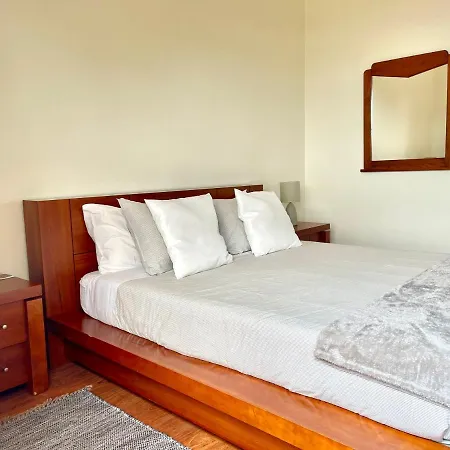 Front House شقة Ponta Delgada